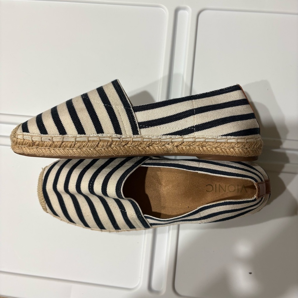 Vionic 8 Valeri Women’s Navy Striped Coastal Slip On Espadrille Shoes